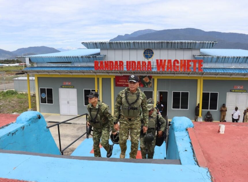 Bandara Perintis Papua Kembali Kondusif, Kepala Staf Kogabwilhan III Pastikan Aktivitas Masyarakat Segera Normal