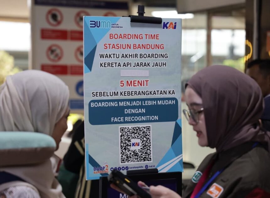 KAI Daop 2 Bandung Himbau Pelanggan Datang Lebih Awal ke Stasiun, Khusus Stasiun Bandung dan Stasiun Kiaracondong Boarding Ditutup 5 Menit Sebelum Jam Keberangkatan KA