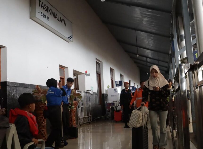 Stasiun Tasikmalaya Jadi Stasiun Tersibuk Ketiga Setelah Bandung dan Kiaracondong pada 5 Hari Angkutan Lebaran 2026