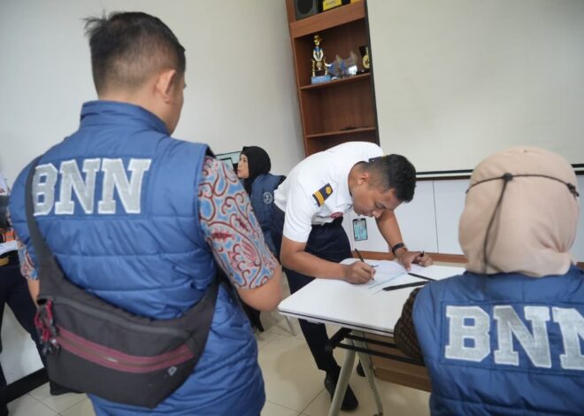 KAI Daop 2 Bandung Bersama BNN Provinsi Jabar Sidak Petugas Pada Angkutan Lebaran 2026, Seluruh Petugas Dinyatakan Bebas Narkoba dan Siap Melayani Pelanggan