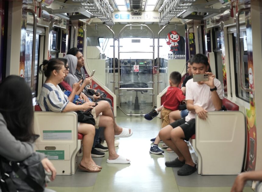 H1 & H2 Lebaran 2026 Pengguna LRT Jabodebek Melonjak Hingga 79 Persen