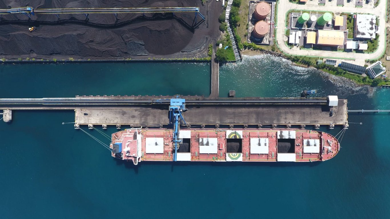 Fitch Menaikkan Asumsi Harga Komoditas, Ini Prospeknya