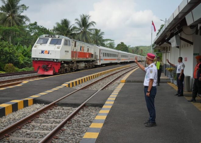 KAI Daop 2 Bandung Catat Kinerja Ketepatan Waktu KA Berangkat Pada Angkutan Lebaran 2026 Mencapai 99,80% Meningkat dari Angkutan Lebaran 2025, berikut 10 KA Favorit Pelanggan