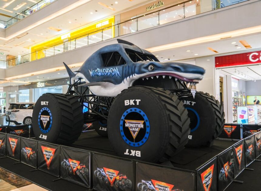 Monster Jam di Grand Galaxy Park Bekasi, Hadirkan Pengalaman Seru Penuh Aksi untuk Keluarga