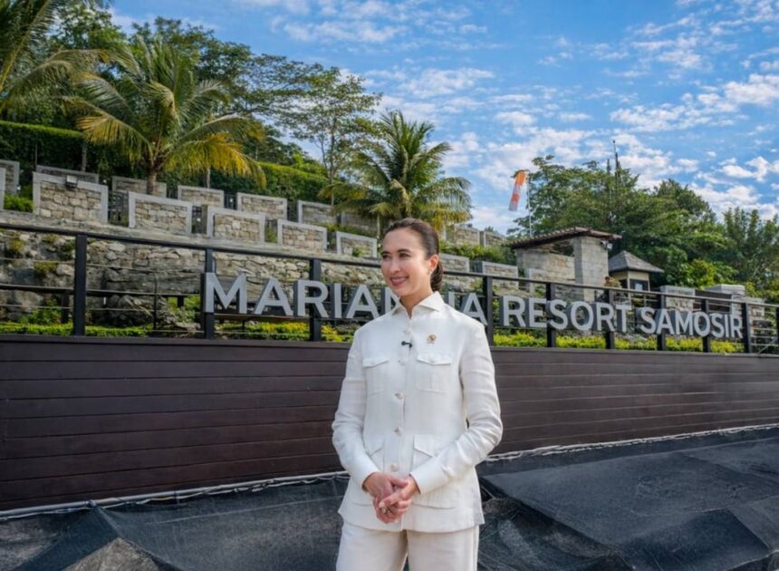 Menteri Pariwisata Tinjau Pengembangan Danau Toba di Samosir