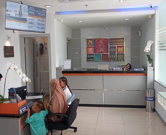 Bank Rakyat Indonesia KCP Pasar Pagi Mangga Dua Layani Kebutuhan Nasabah Melalui Weekend Banking