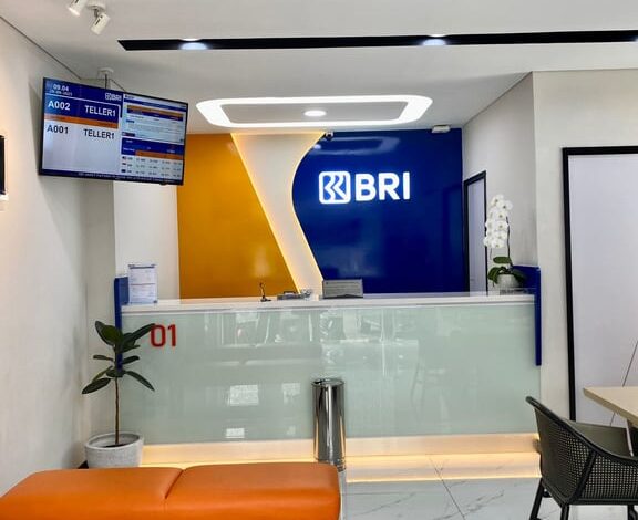 BRI KCP Pasar Tanah Abang Hadir Layani Pengunjung dan Pedagang Melalui Layanan Weekend Banking