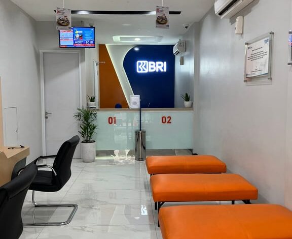 BRI Unit Duren Sawit Tetap Berikan Layanan Perbankan bagi Nasabah Melalui Weekend Banking