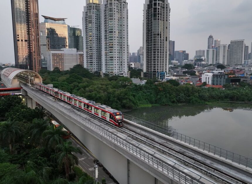 Warga Bekasi dan Cibubur Bisa Manfaatkan LRT Jabodebek untuk Akses ke Jakarta Fair 2026