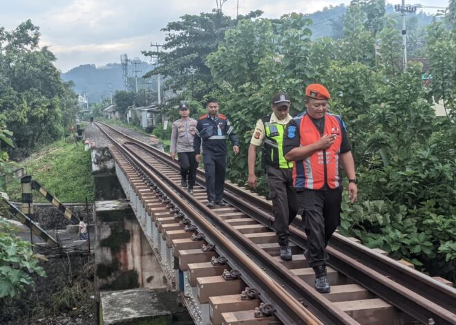 KAI Daop 2 Bandung Ajak Masyarakat Berperan Serta Jaga Keselamatan Perjalanan Kereta Api