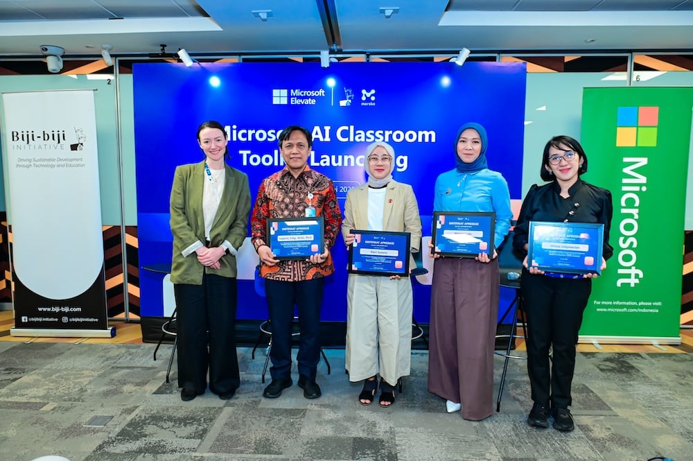 “Biji-biji Initiative” dan “Mereka” Perkuat Literasi AI di Sekolah Lewat Peluncuran Microsoft AI Classroom Toolkit