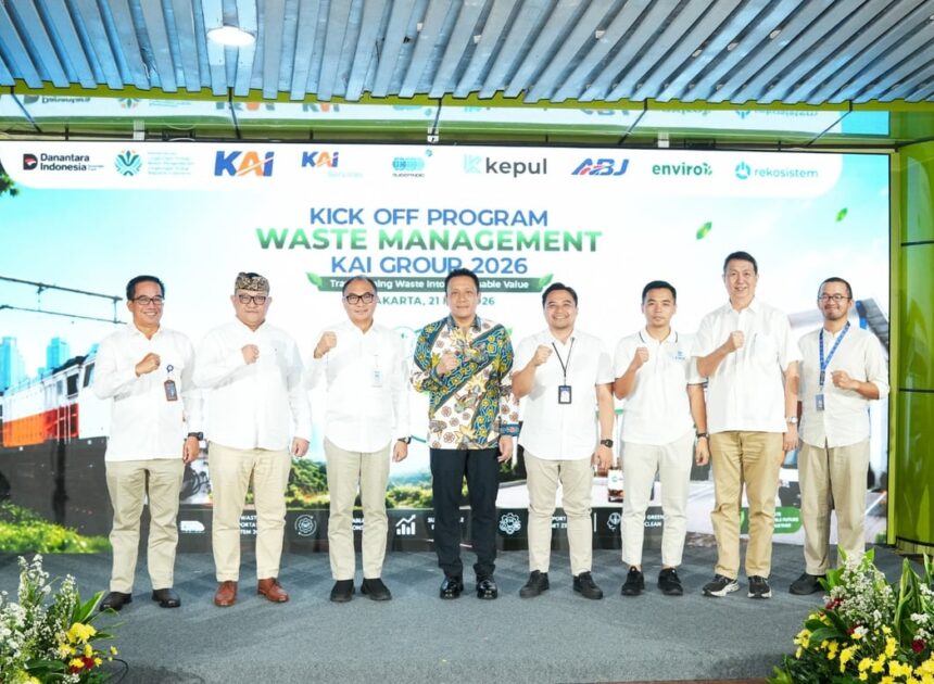 Kolaborasi Strategis SUCOFINDO dan KAI Services Dorong Implementasi Waste Management Berkelanjutan