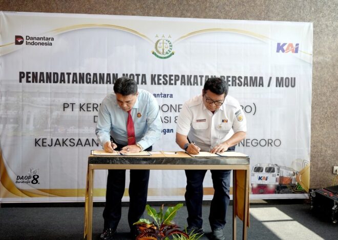 Perkuat Sinergi Perlindungan Aset Negara dan Kepastian Hukum, KAI Daop 8 Surabaya dan Kejari Bojonegoro Tandatangani MoU