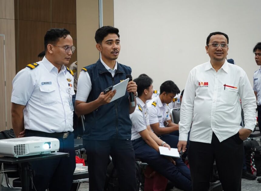 Jumlah Pengguna Meningkat, LRT Jabodebek Perkuat Kompetensi Train Attendant