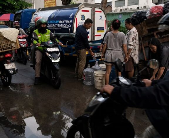JUP lakukan perbaikan IPA Hutan Kota, PAM JAYA Komitmen Tetap Berikan Layanan Air melalui Bantuan Emergency Mobil Tangki hingga Pemberian Kompensasi selama periode gangguan