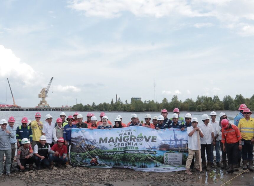 Menjaga Mangrove, Mengamankan Masa Depan: SUCOFINDO Dukung Konservasi Pesisir di Kalimantan Selatan