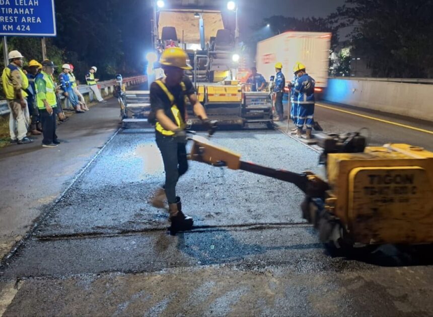 Wujudkan Jalan Tol yang Andal dan Berkualitas, PT Jasamarga Tollroad Maintenance Laksanakan Pekerjaan Preservasi di Ruas Jalan Tol Semarang